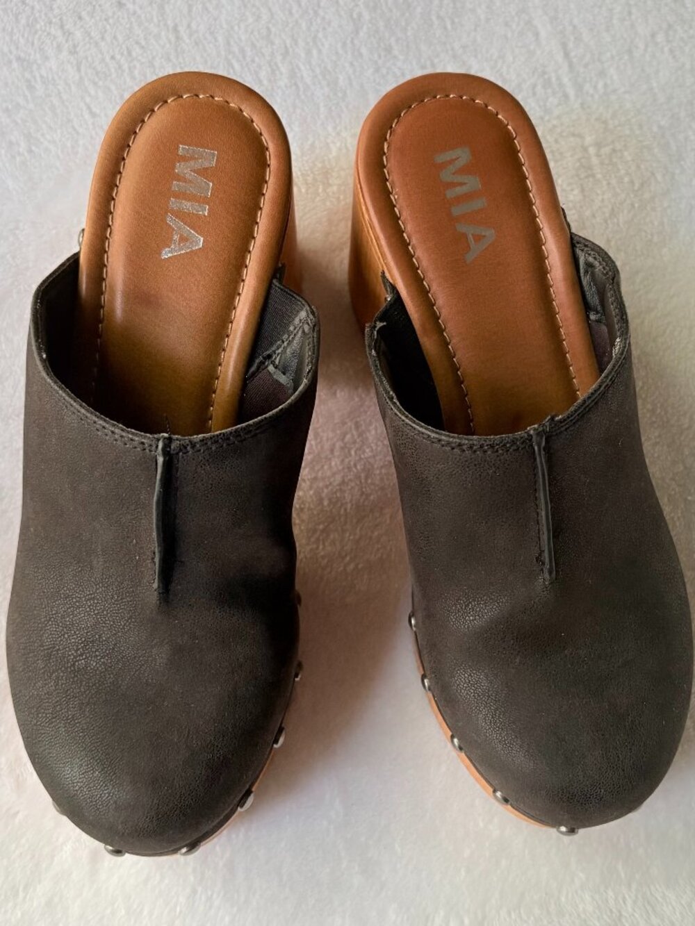 MIA Isra Studded Chunky Platform Clogs Mules Size 6.5